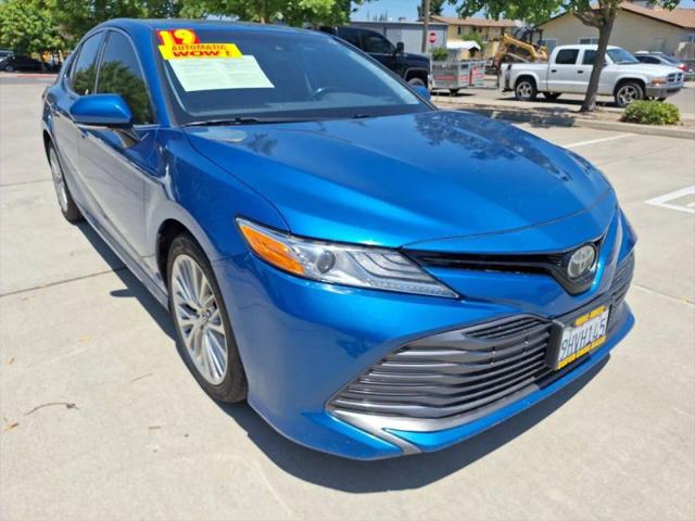 2019 Toyota Camry XLE for sale in Oakdale, CA