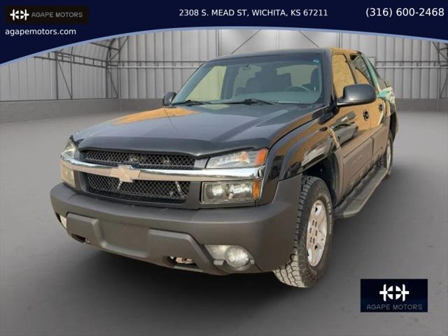 2003 Chevrolet Avalanche Base for sale in Wichita, KS