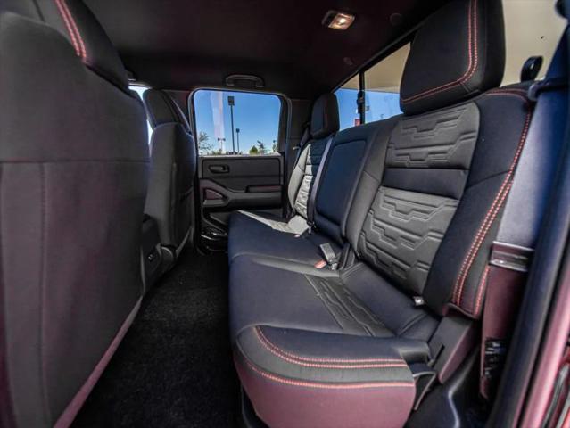 2026 Nissan Frontier Crew Cab PRO-4X 4x4