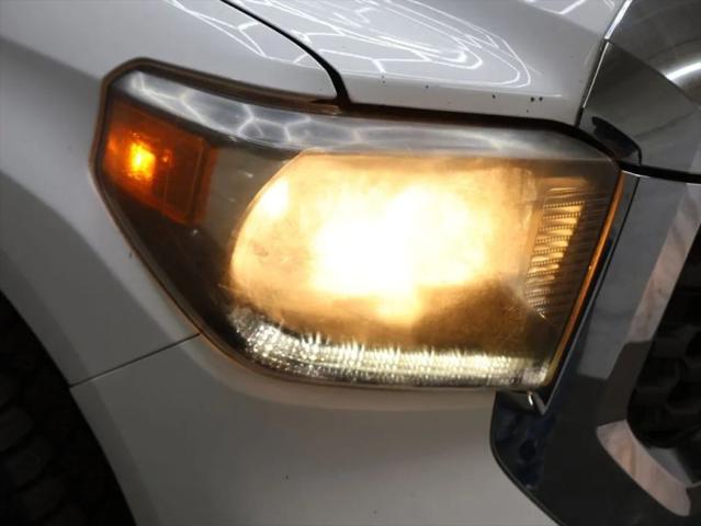 2018 Toyota Tundra SR5 5.7L V8