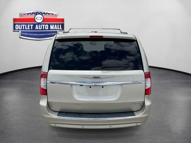 2014 Chrysler Town & Country Limited