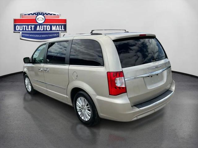 2014 Chrysler Town & Country Limited