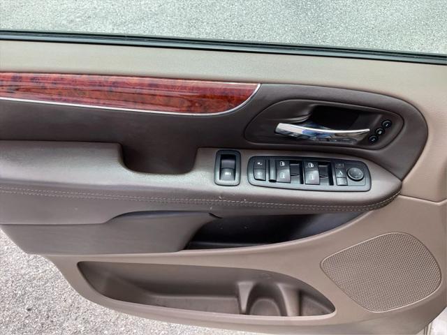 2014 Chrysler Town & Country Limited