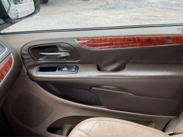 2014 Chrysler Town & Country Limited