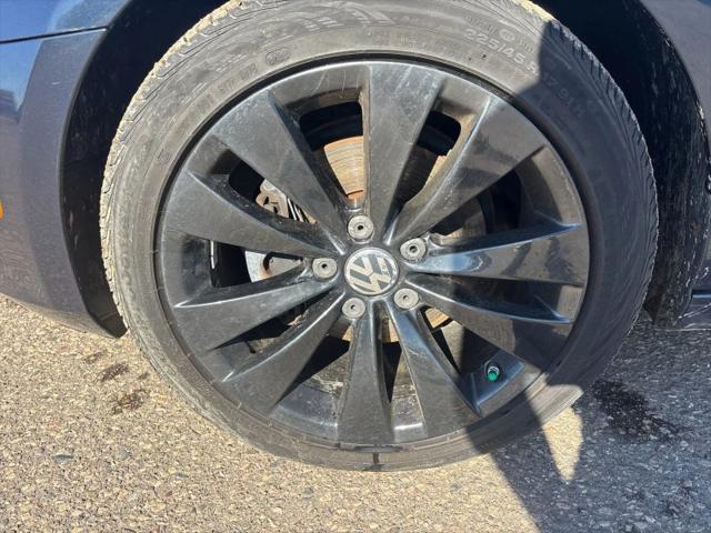 2012 Volkswagen Golf TDI 4-Door