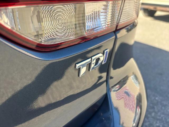 2012 Volkswagen Golf TDI 4-Door