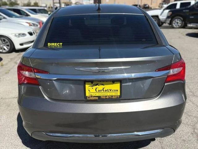 2013 Chrysler 200 Touring