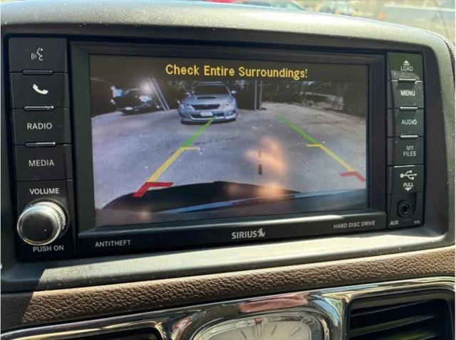 2013 Chrysler Town & Country Touring