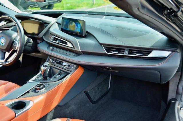 2019 BMW i8 Base