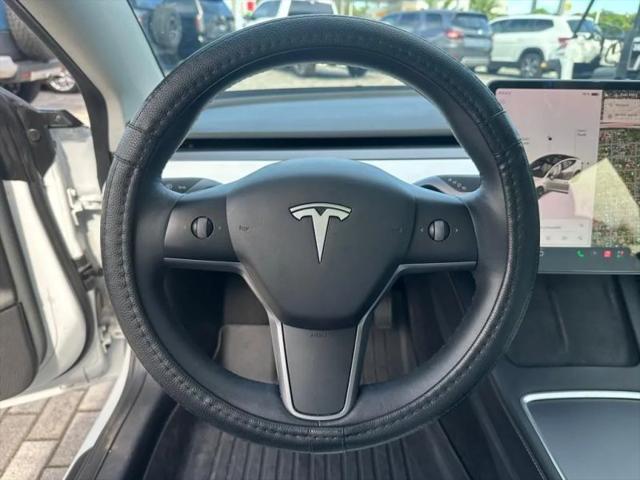 2022 Tesla Model 3 Rear-Wheel Drive