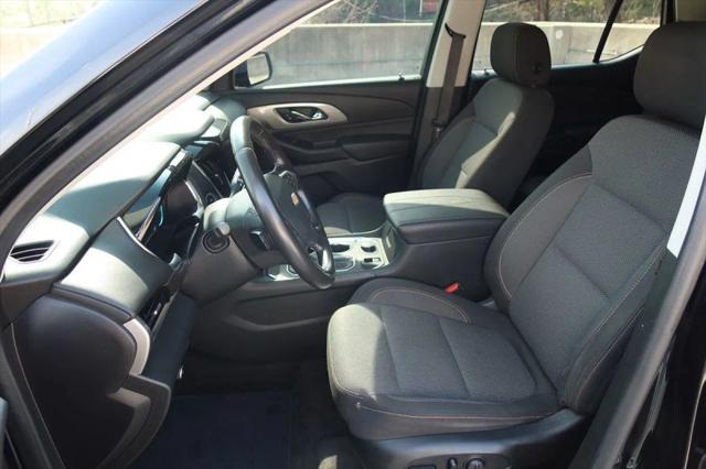 2020 Chevrolet Traverse FWD LT Cloth