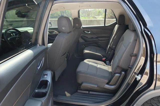 2020 Chevrolet Traverse FWD LT Cloth