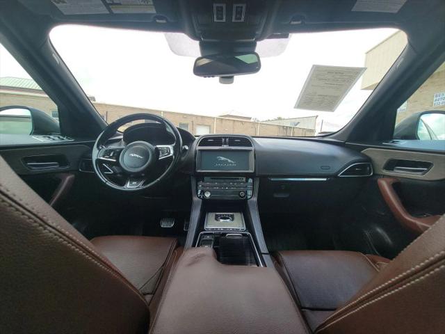2018 Jaguar F-PACE S