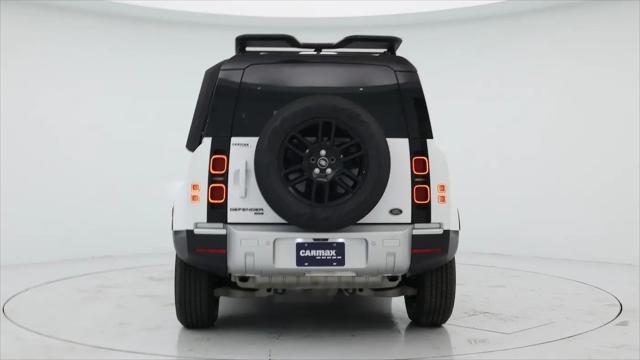 2022 Land Rover Defender 110 SE