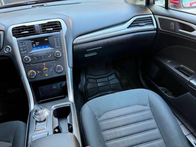 2018 Ford Fusion SE