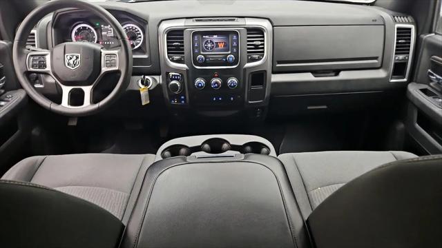 2024 Ram 1500 Classic Warlock Crew Cab 4x4 5'7" Box