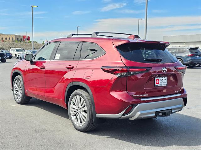 2026 Toyota Highlander Hybrid Platinum