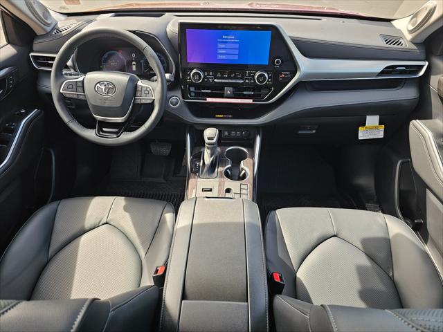 2026 Toyota Highlander Hybrid Platinum