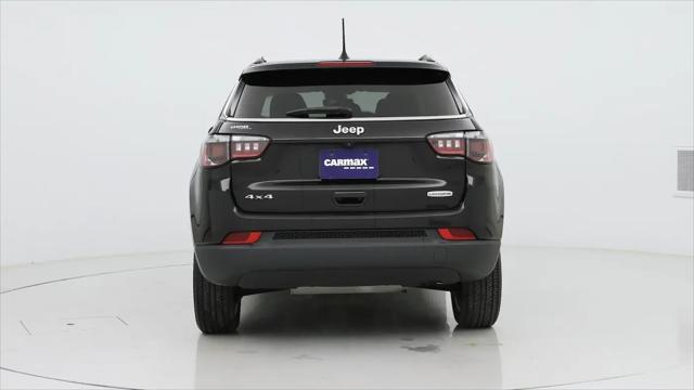 2022 Jeep Compass Latitude Lux 4x4