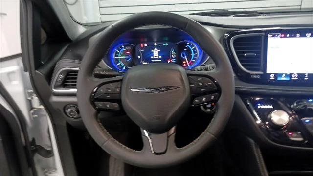 2023 Chrysler Pacifica Hybrid Limited
