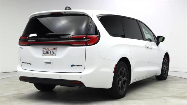 2023 Chrysler Pacifica Hybrid Limited