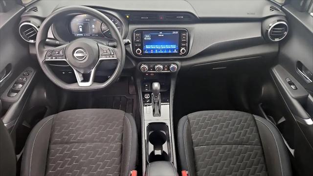 2023 Nissan Kicks SV Xtronic CVT