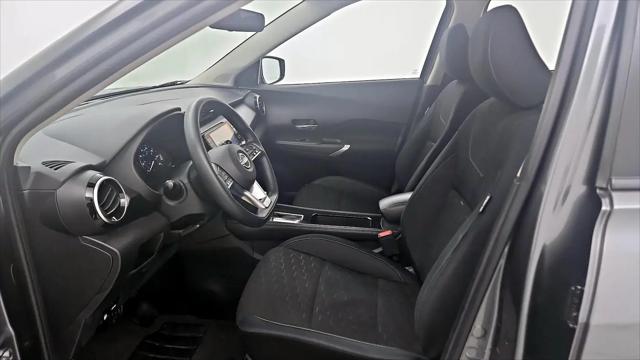 2023 Nissan Kicks SV Xtronic CVT
