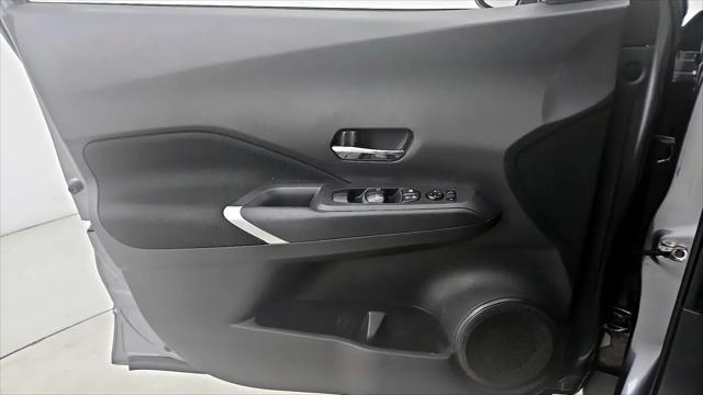 2023 Nissan Kicks SV Xtronic CVT