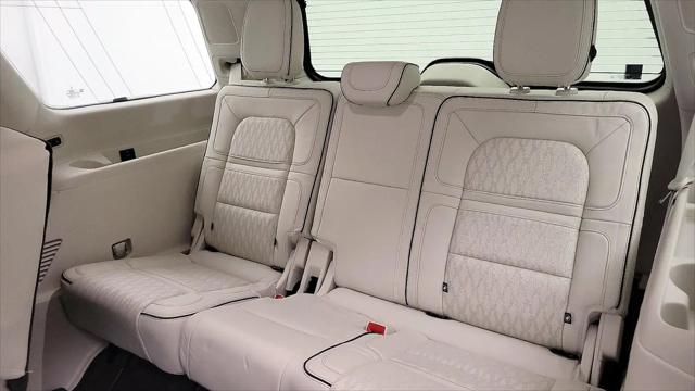 2021 Lincoln Navigator Black Label