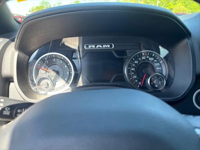 2023 Ram 1500 Big Horn Crew Cab 4x4 5'7" Box