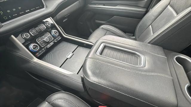 2022 GMC Yukon XL 4WD Denali