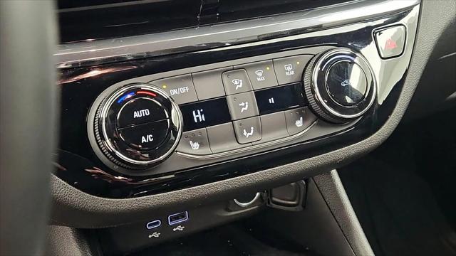 2025 Buick NV Sport Touring FWD