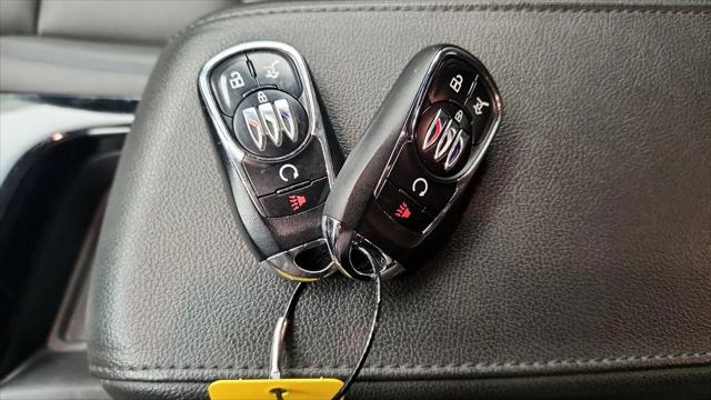 2025 Buick NV Sport Touring FWD