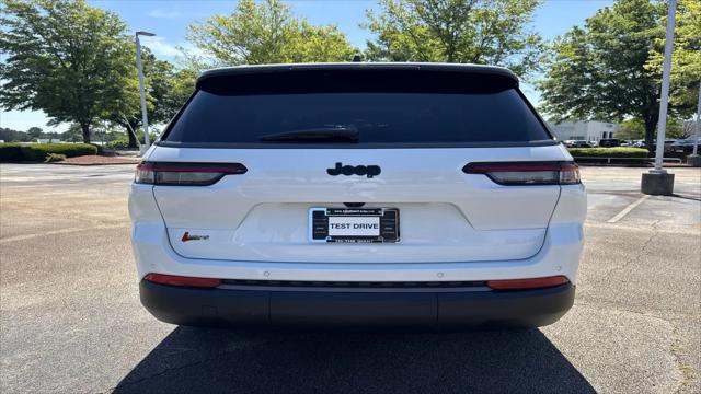 2026 Jeep Grand Cherokee L Altitude 4x2