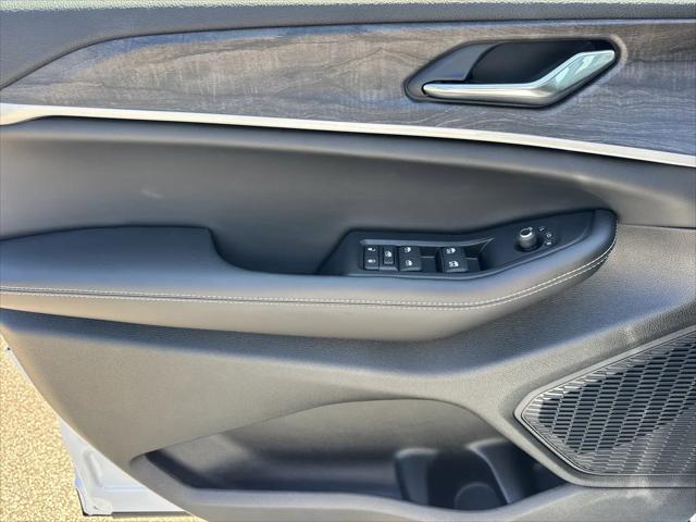 2026 Jeep Grand Cherokee L Altitude 4x2