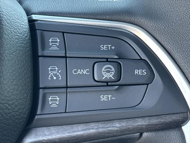 2026 Jeep Grand Cherokee L Altitude 4x2