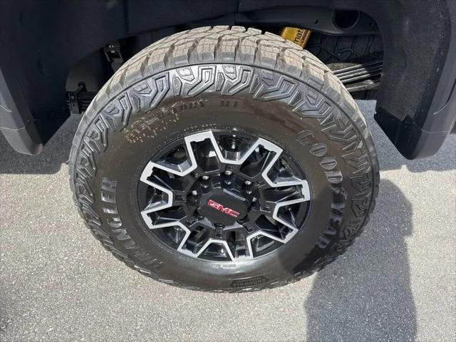 2026 GMC Sierra 2500HD Crew Cab, Standard Bed, AT4X, 4WD