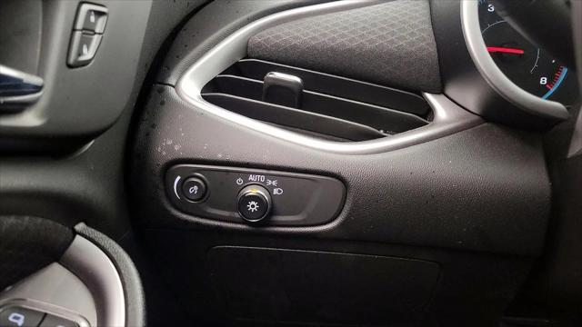 2022 Chevrolet Malibu FWD 1FL