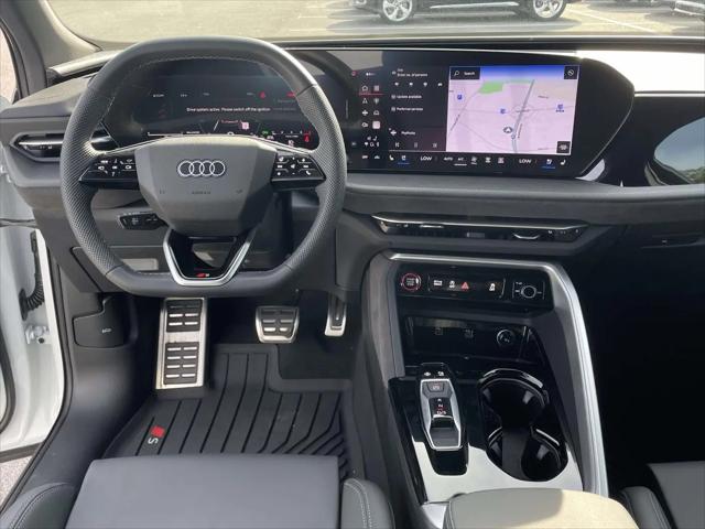 2025 Audi SQ5 Premium Plus TFSI quattro S tronic