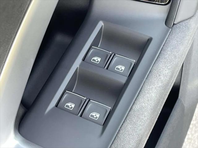 2025 Audi SQ5 Premium Plus TFSI quattro S tronic