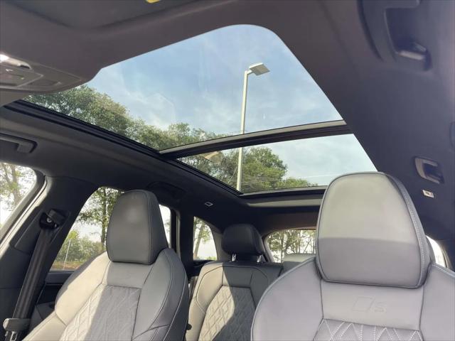 2025 Audi SQ5 Premium Plus TFSI quattro S tronic