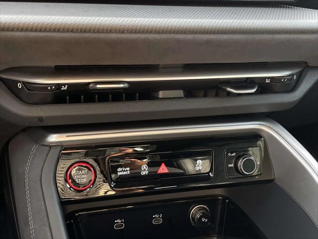 2025 Audi SQ5 Premium Plus TFSI quattro S tronic