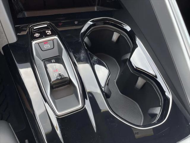 2025 Audi SQ5 Premium Plus TFSI quattro S tronic