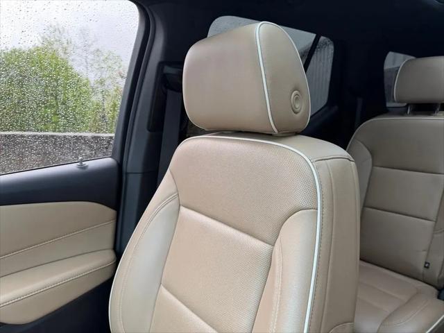 2023 Chevrolet Traverse AWD Premier