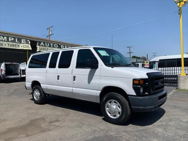 2011 Ford E-350 Super Duty XL