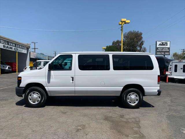 2011 Ford E-350 Super Duty XL