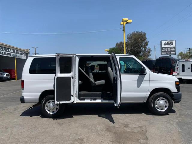 2011 Ford E-350 Super Duty XL