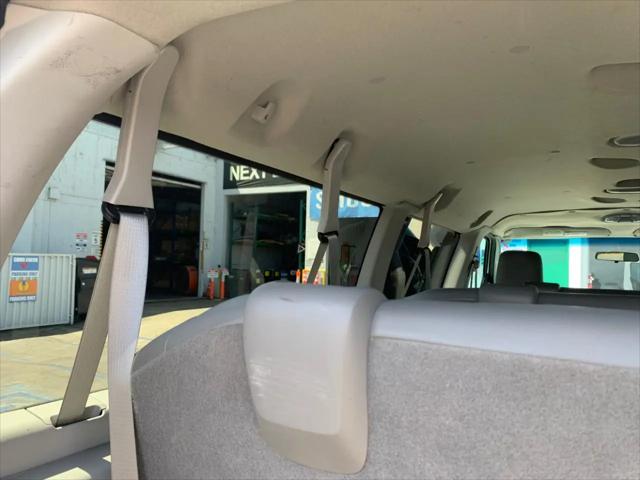 2011 Ford E-350 Super Duty XL
