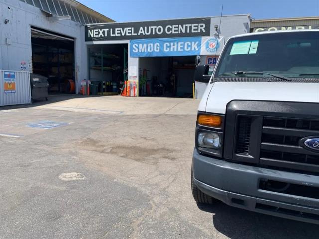 2011 Ford E-350 Super Duty XL
