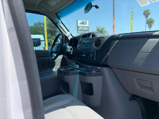2011 Ford E-350 Super Duty XL